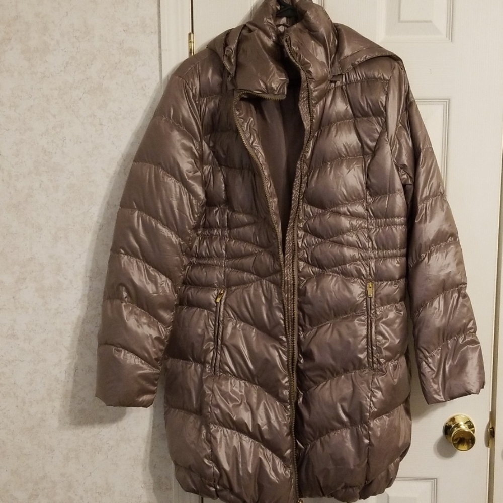 The Via Spiga™ Packable Soft Puffer with Hood